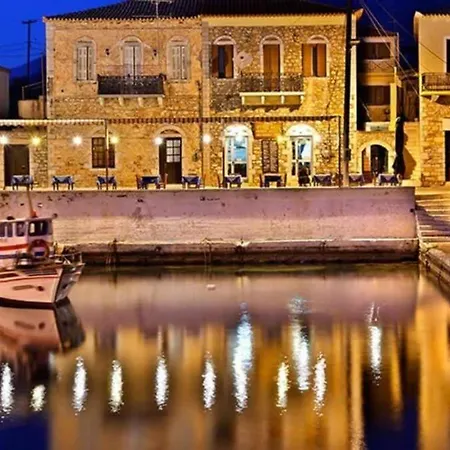 Mani's Aura Seaside-enchanting Stone Gem Сasa de vacaciones *